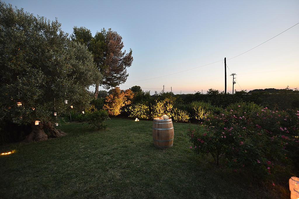 Mazzara Farm Bed & Breakfast Manduria Dış mekan fotoğraf
